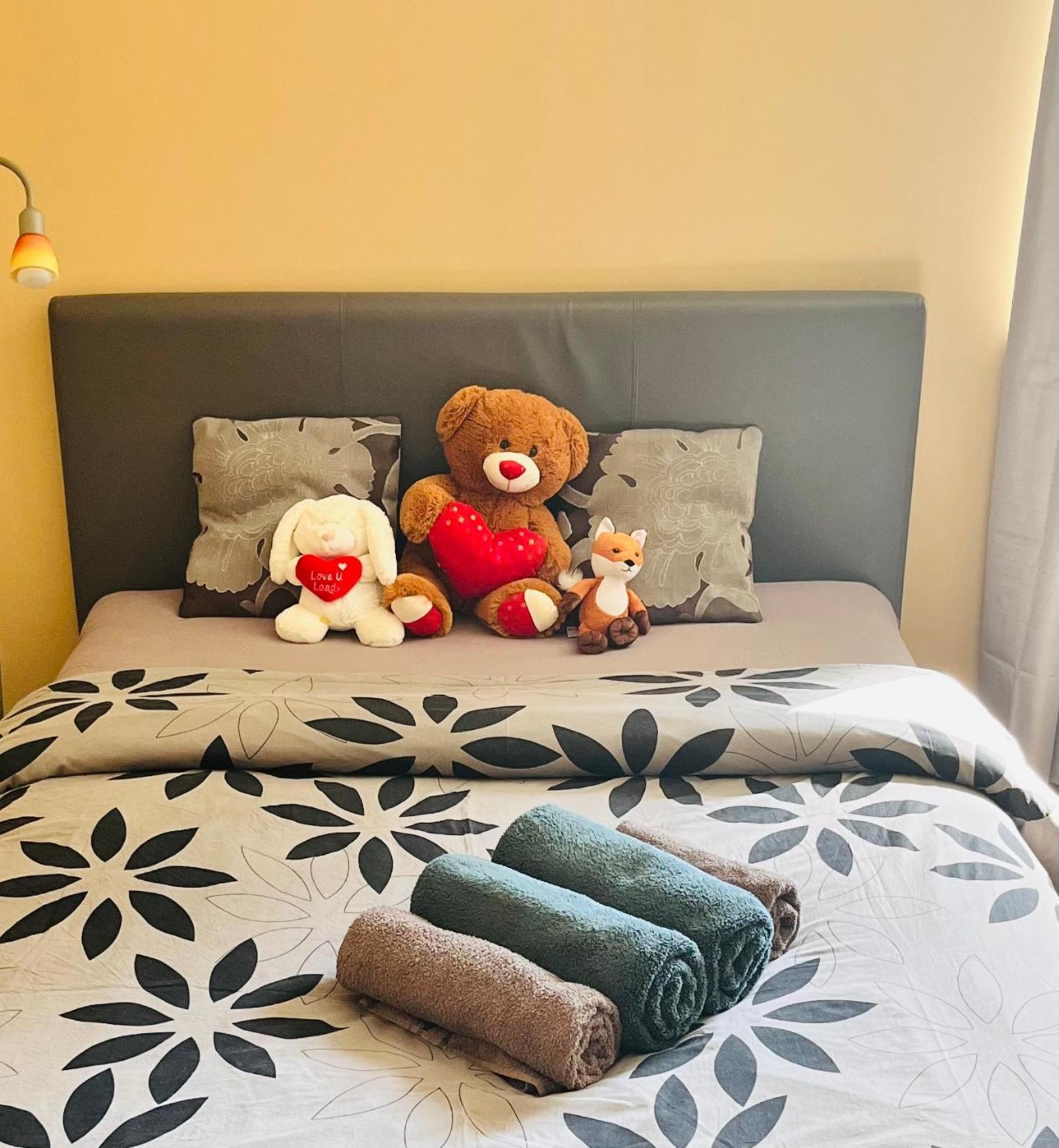 Tallinnhousing Studio For 4 With Free Parking Íbúð *