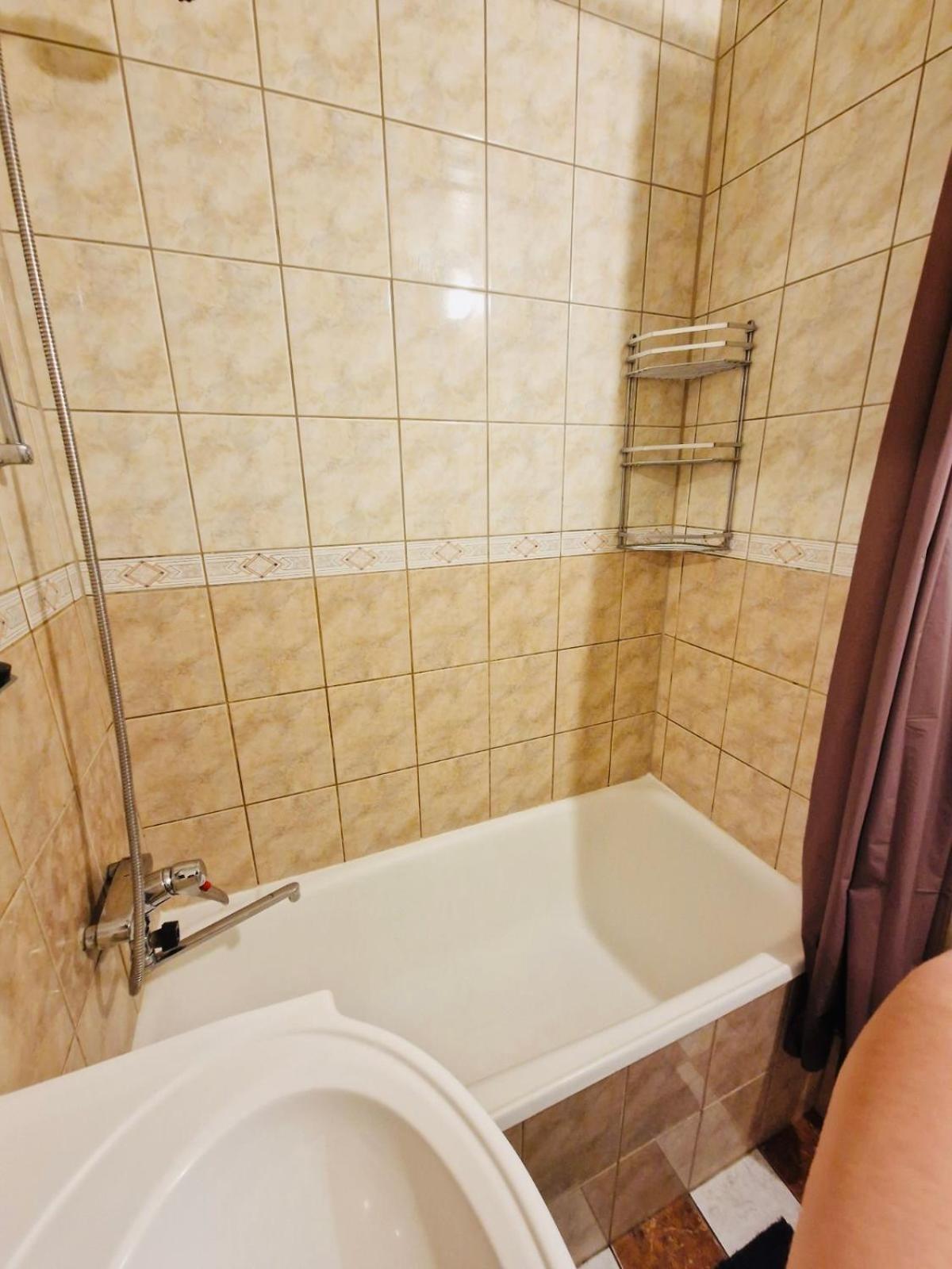 Íbúð Tallinnhousing Studio For 4 With Free Parking *